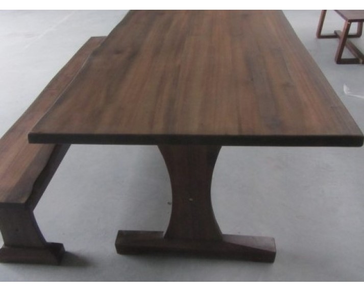 Stół z litego drewna akacji azjatyckiej 1880 x 880 x 750, BM01 z natuaralnym brzegiem Live Edge, olejowany kolorem brązowym